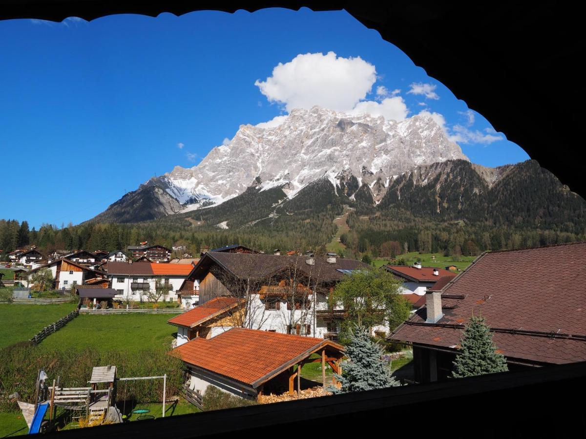 Апартаменты Haus Alpengluehen Эрвальд Экстерьер фото
